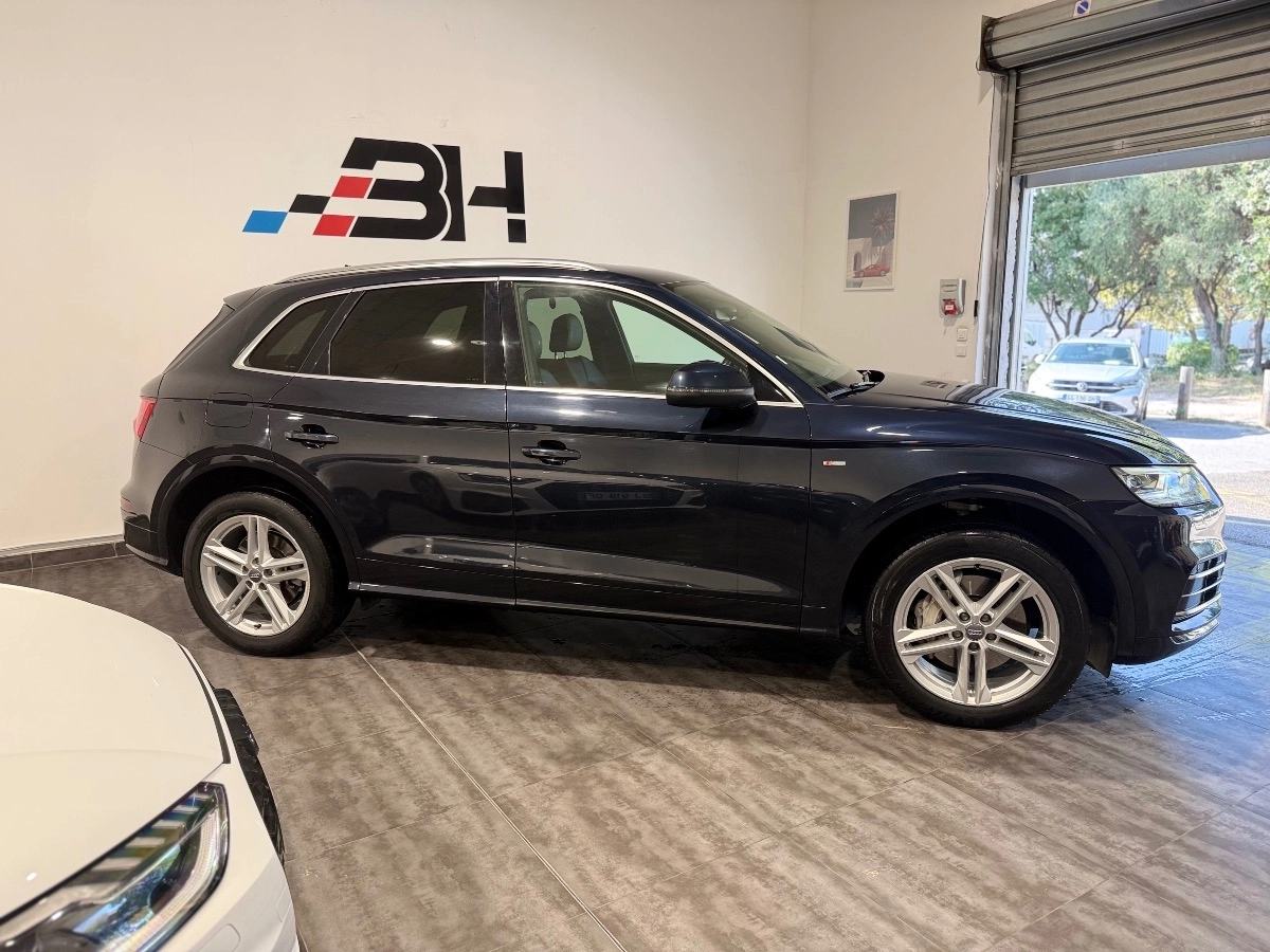 Audi Q5 - photo 10