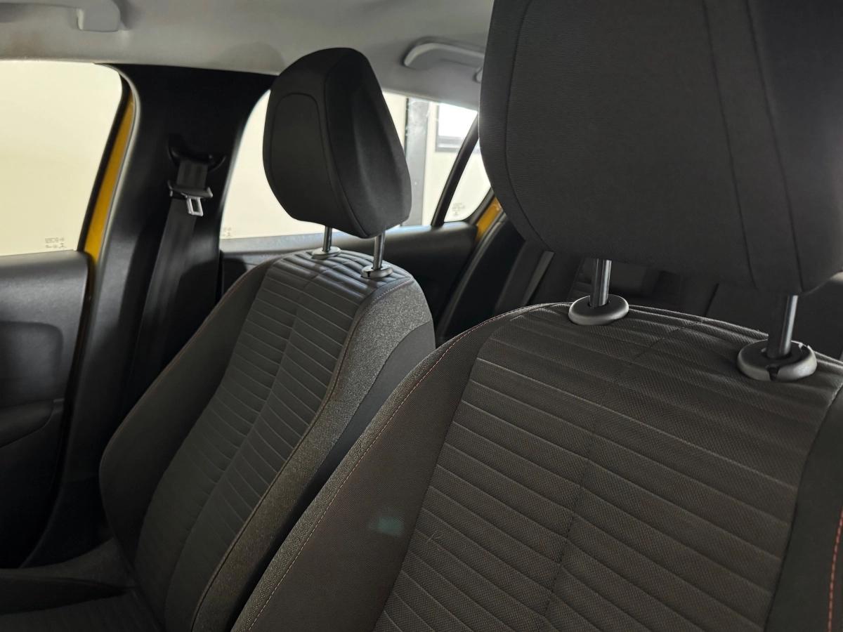 Aperçu indisponible de Peugeot 208