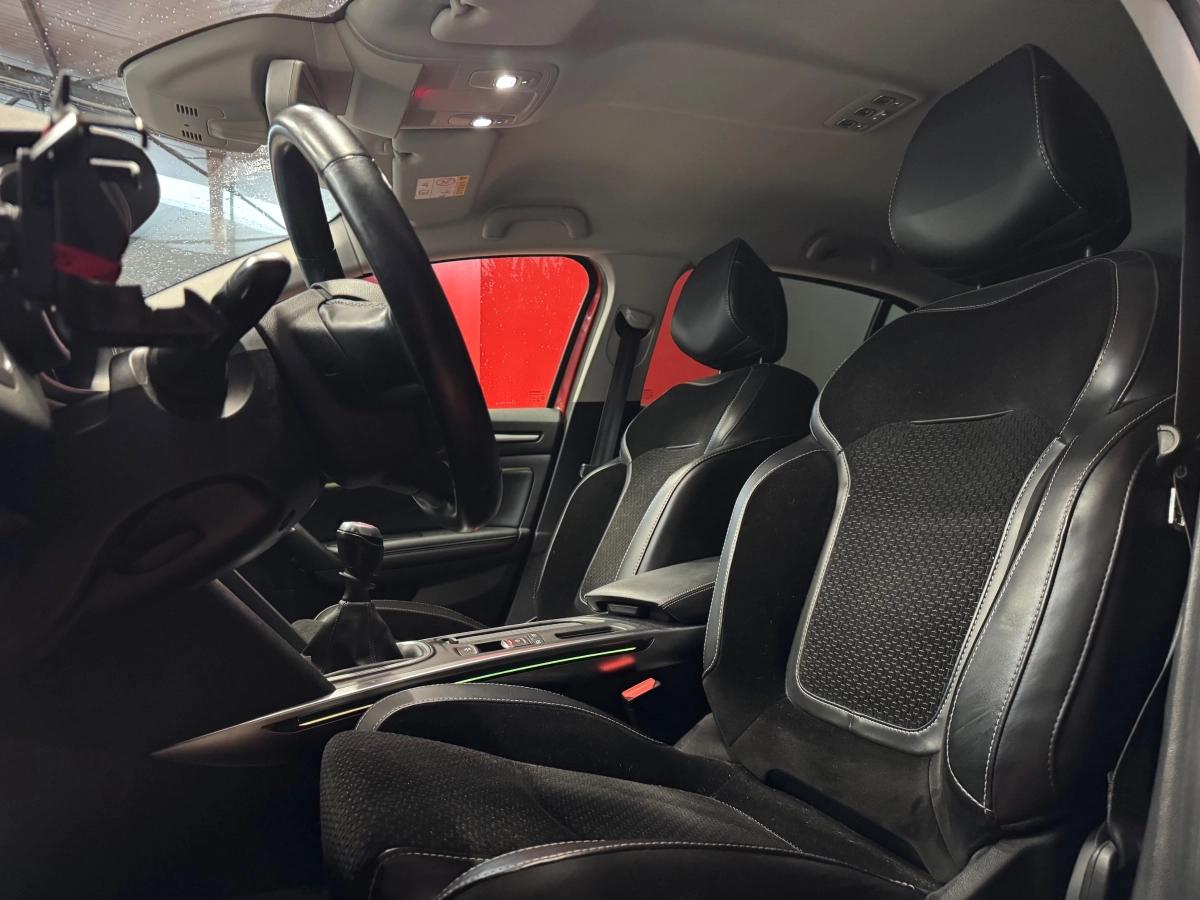 Aperçu indisponible de RENAULT Megane
