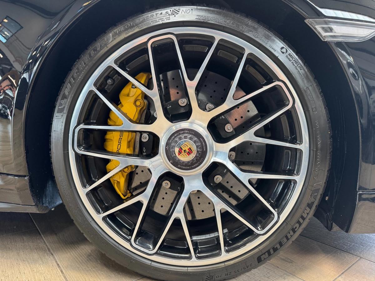 Porsche 911 COUPE 3.8 TURBO 560 S PDK BVA