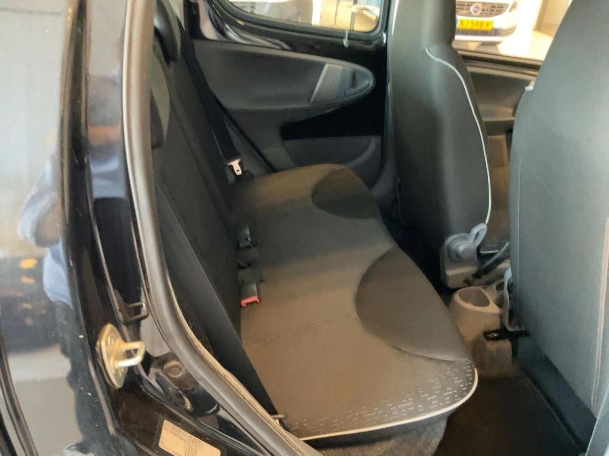 Peugeot 107 1.0 70 TRENDY 2-TRONIC BVA