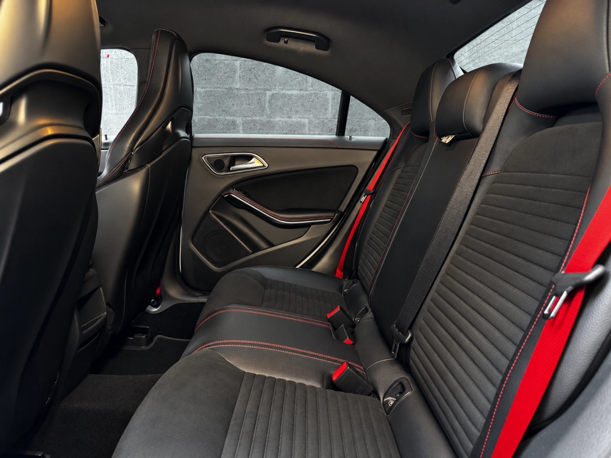Mercedes Classe Cla - photo 17