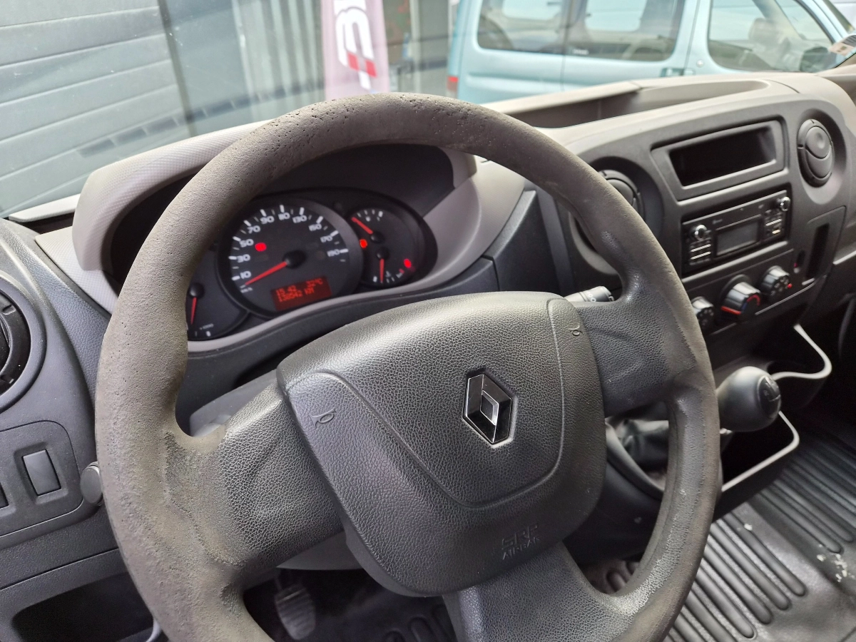 Renault Master Vu - photo 8