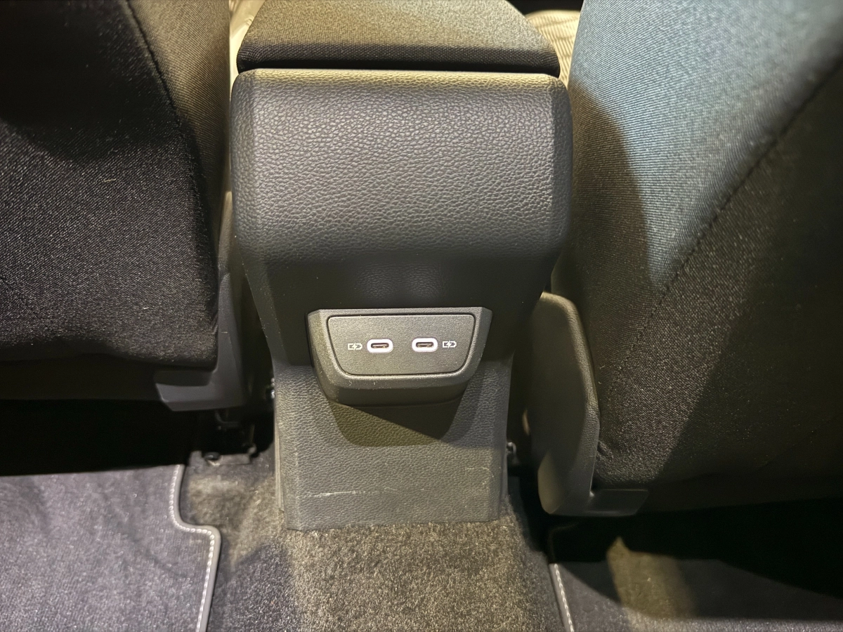 Volkswagen Taigo - photo 26