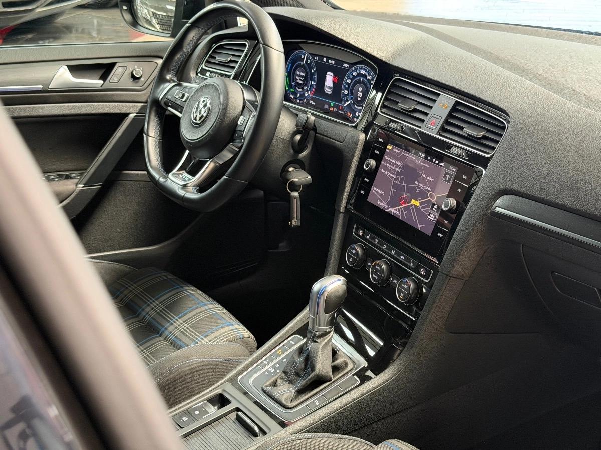 Volkswagen Golf 1.4 TSI GTE 204H 150 HYBRID PHEV 13KWH DSG BVA