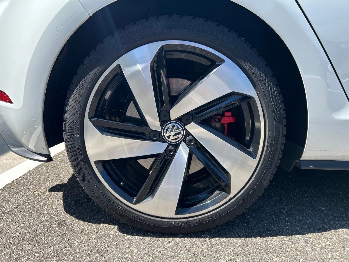 Volkswagen Golf 2.0 TSI 245 GTI DSG BVA
