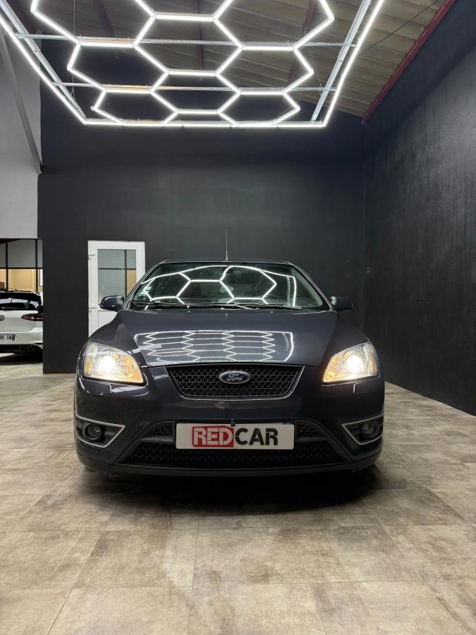Ford Focus 2.5 T 225 ST