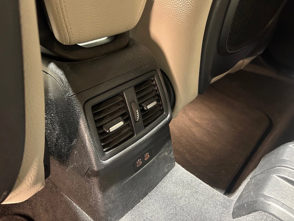 Bmw X1 - photo 22