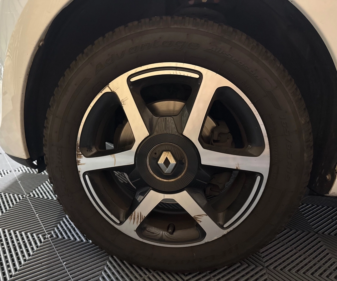 Renault Twingo - photo 19