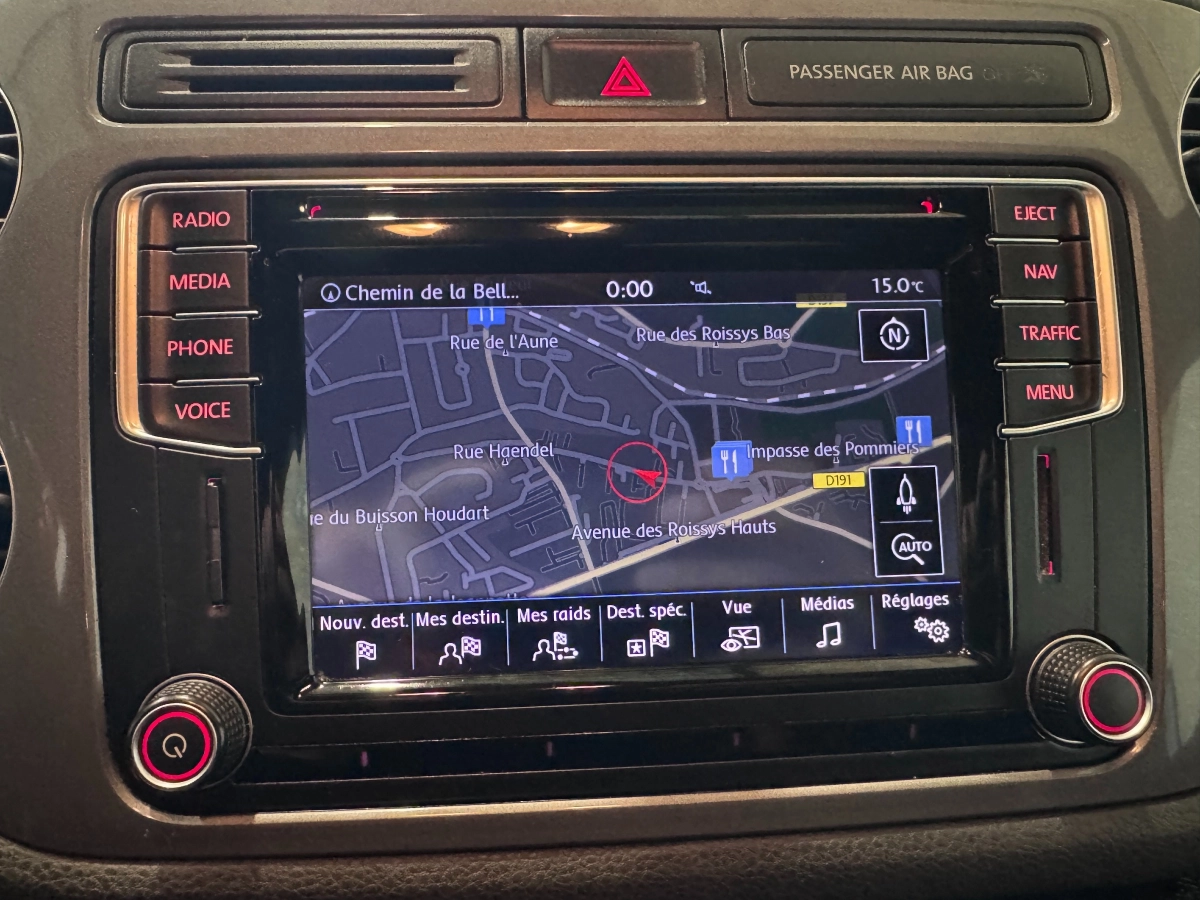 Volkswagen Tiguan - photo 18