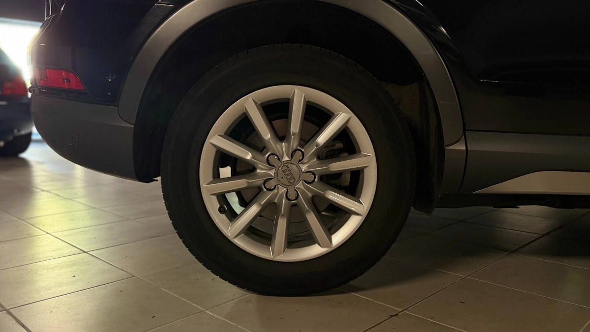 Audi Q3 - photo 16