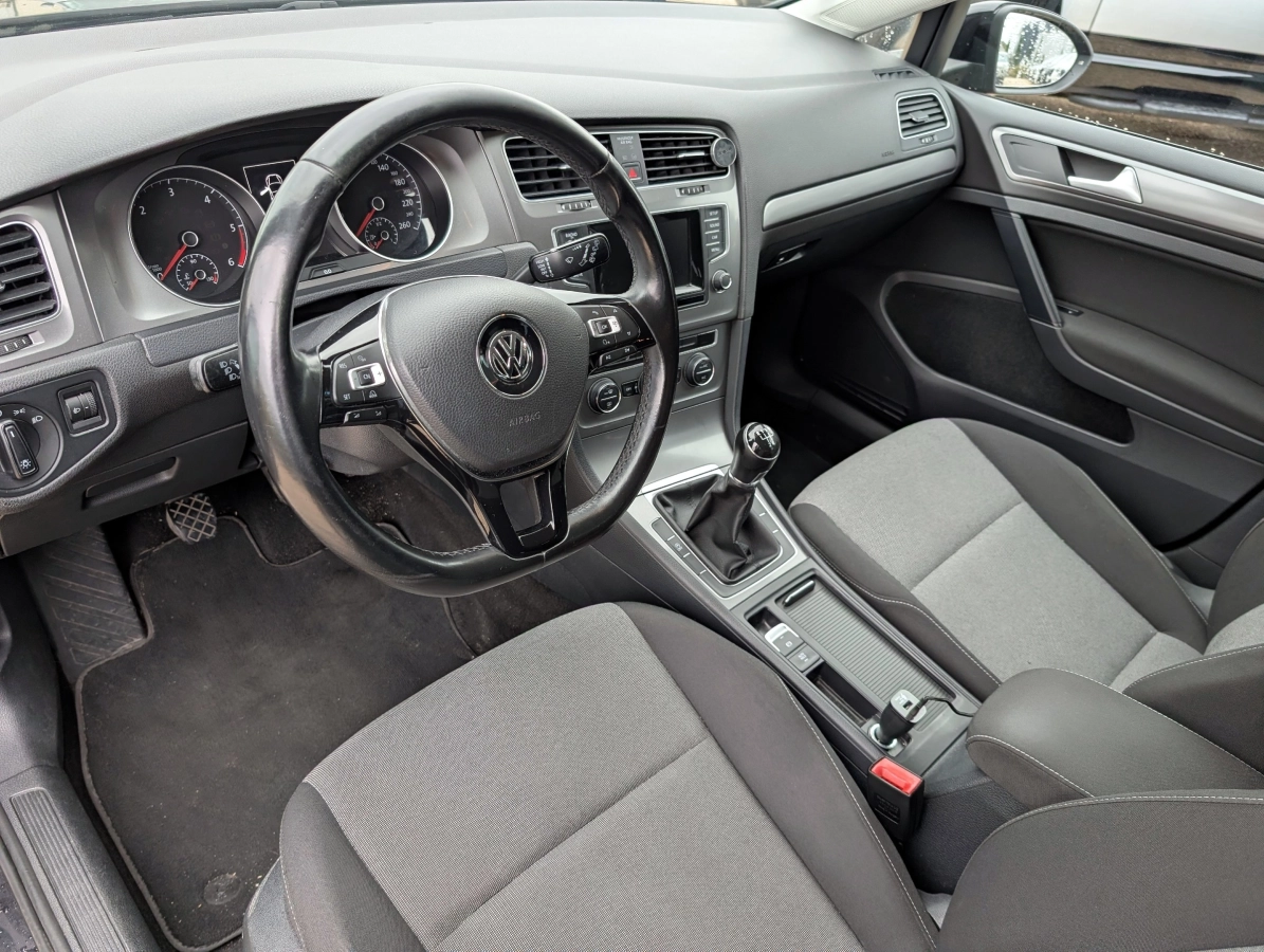 Volkswagen Golf - photo 7