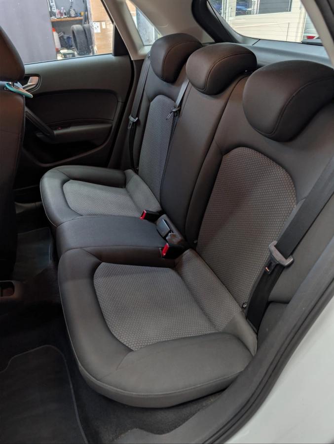 Audi A1 SPORTBACK 1.6 TDI 115 BUSINESS LINE