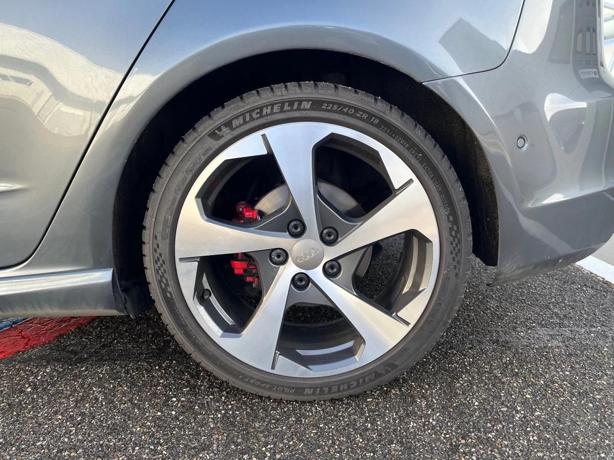 Audi A3 SPORTBACK 1.8 TFSI 180 S-LINE QUATTRO S-TRONIC BVA