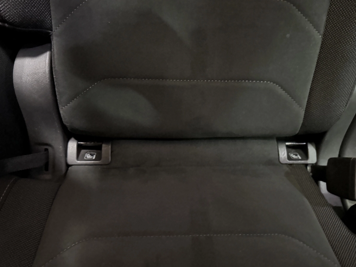 Volkswagen Tiguan - photo 20