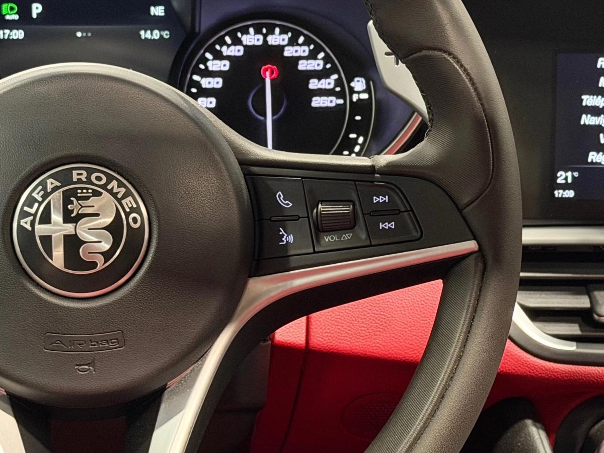 Alfa Romeo Giulia 2.0 TB 280 VELOCE Q4 BVA