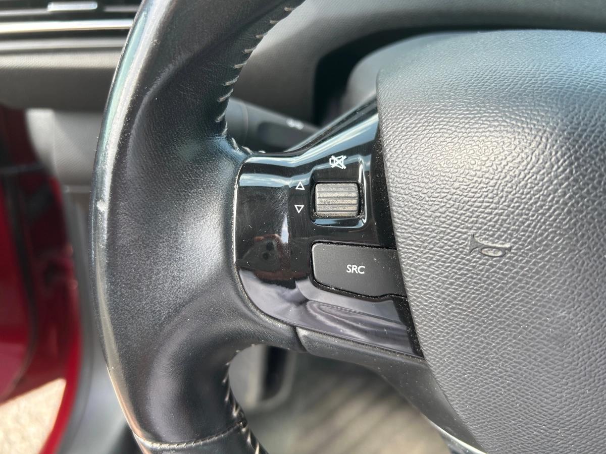 Peugeot 308 GENERATION-II 1.6 BLUEHDI 120 ALLURE