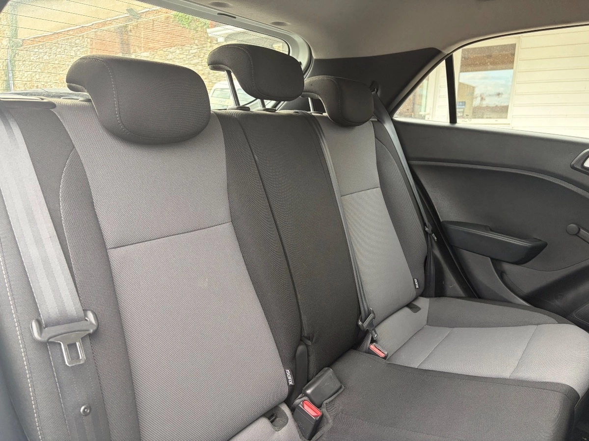 Hyundai I20 - photo 12