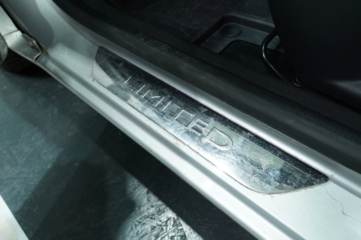 Renault Clio - photo 26