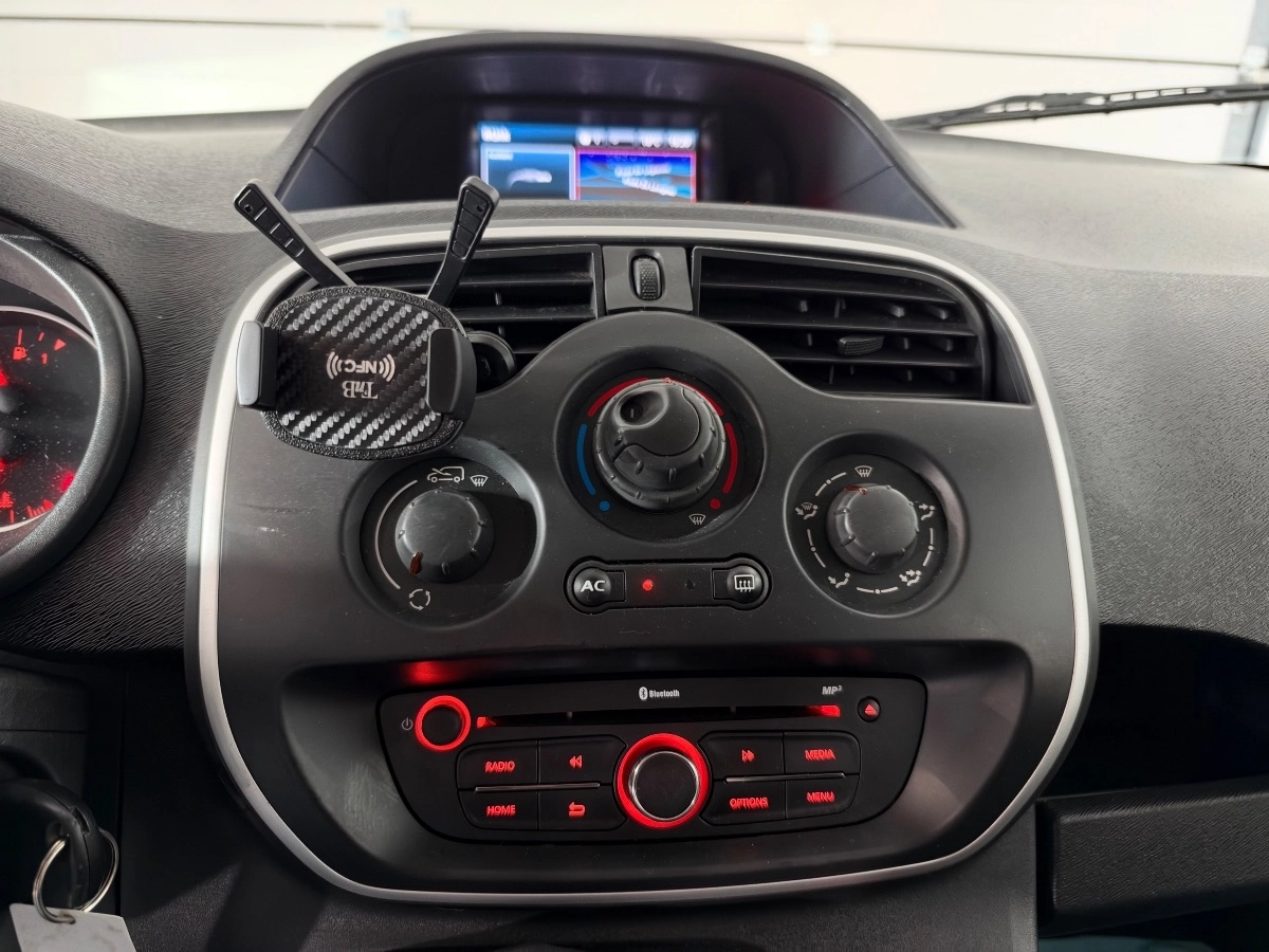 Renault Kangoo Express - photo 20