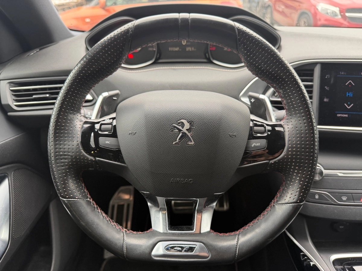 Peugeot 308 - photo 14