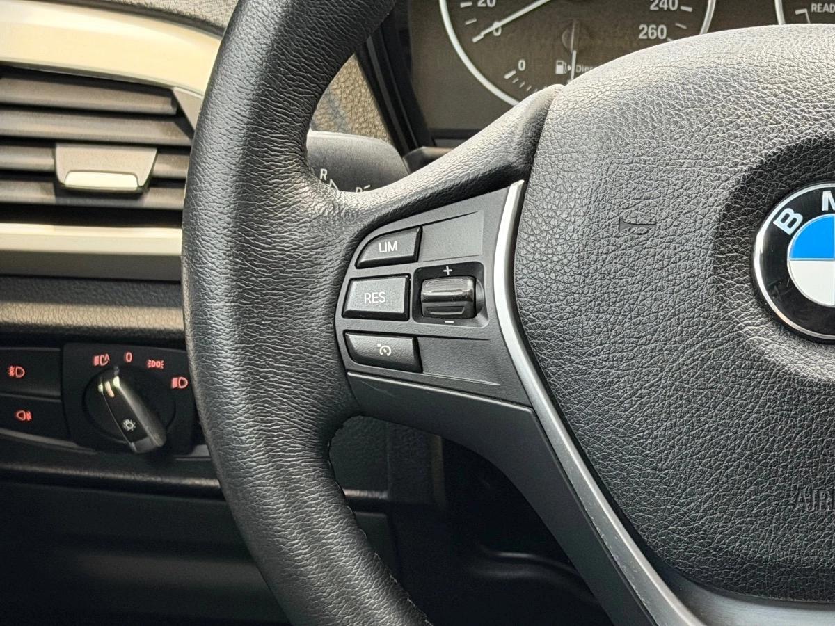 Bmw Serie 1 (F20) (2) 116D Lounge BVM6 5P