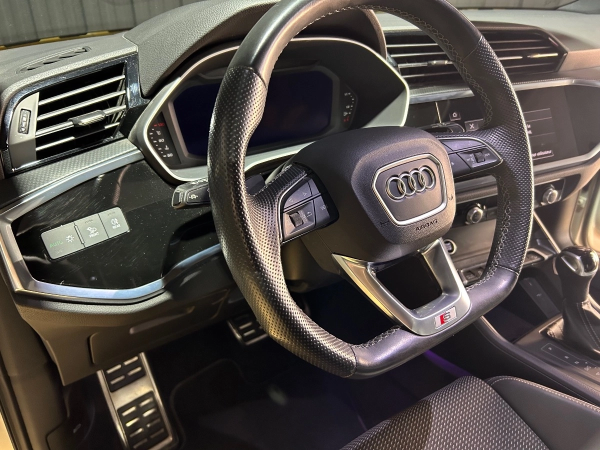 Audi Q3 - photo 16