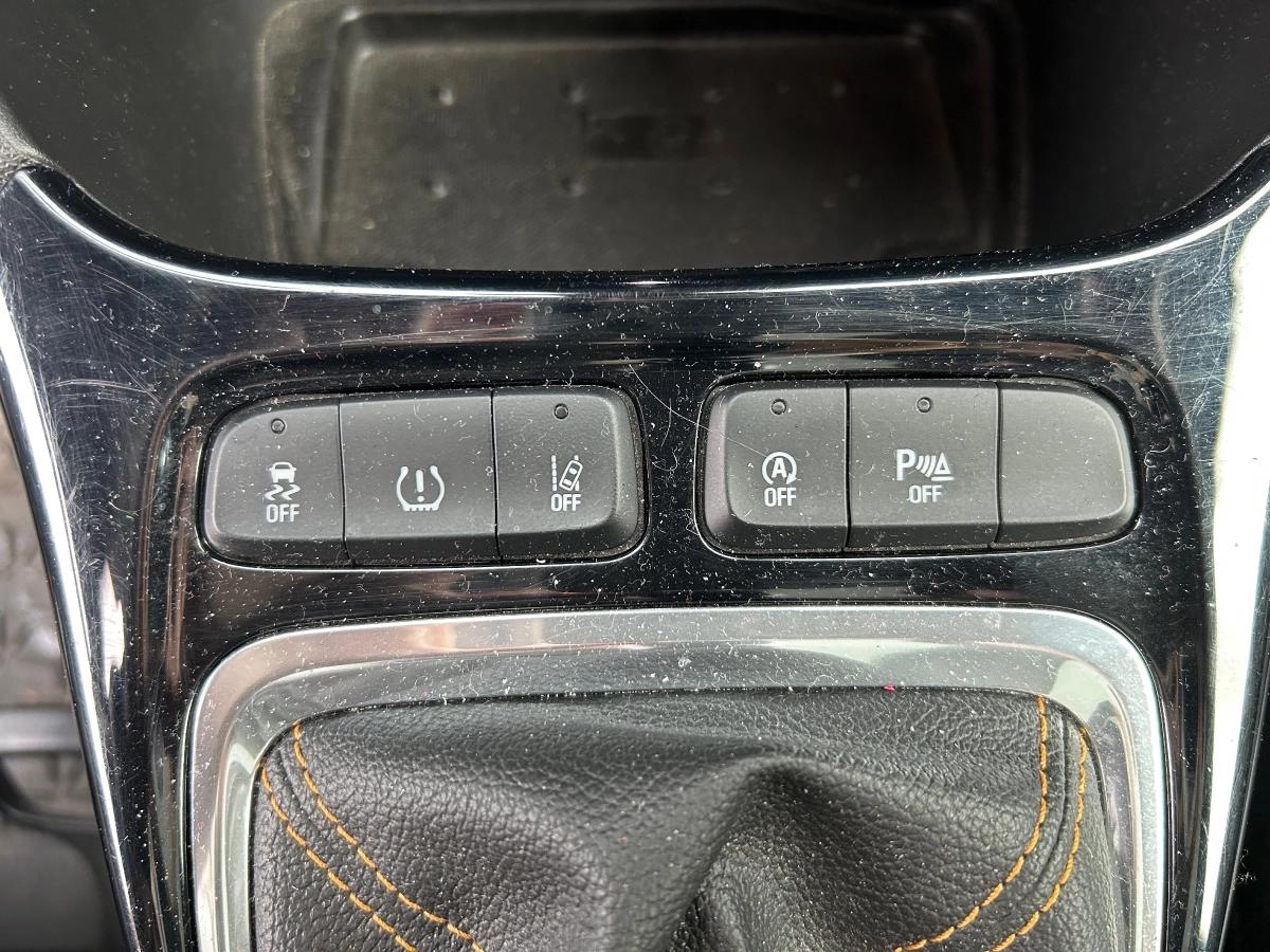 Opel Crossland X 1.2 T 130 ULTIMATE