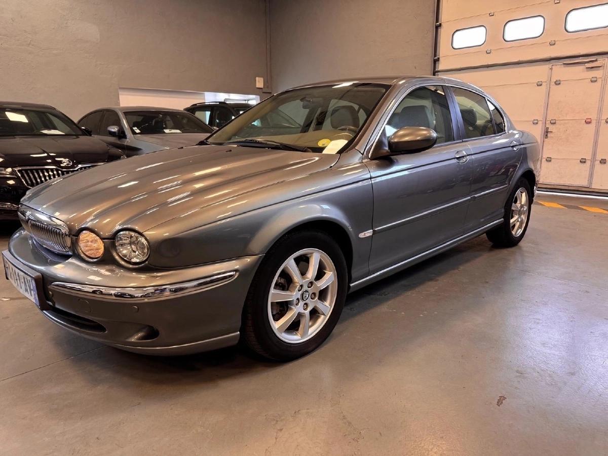 Jaguar X-Type