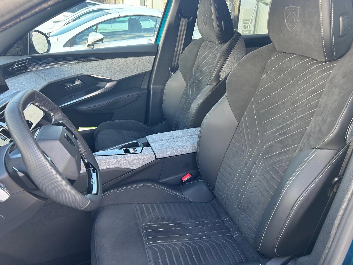 Peugeot 3008 136ch MHEV HYBRID E-DCS6 GT