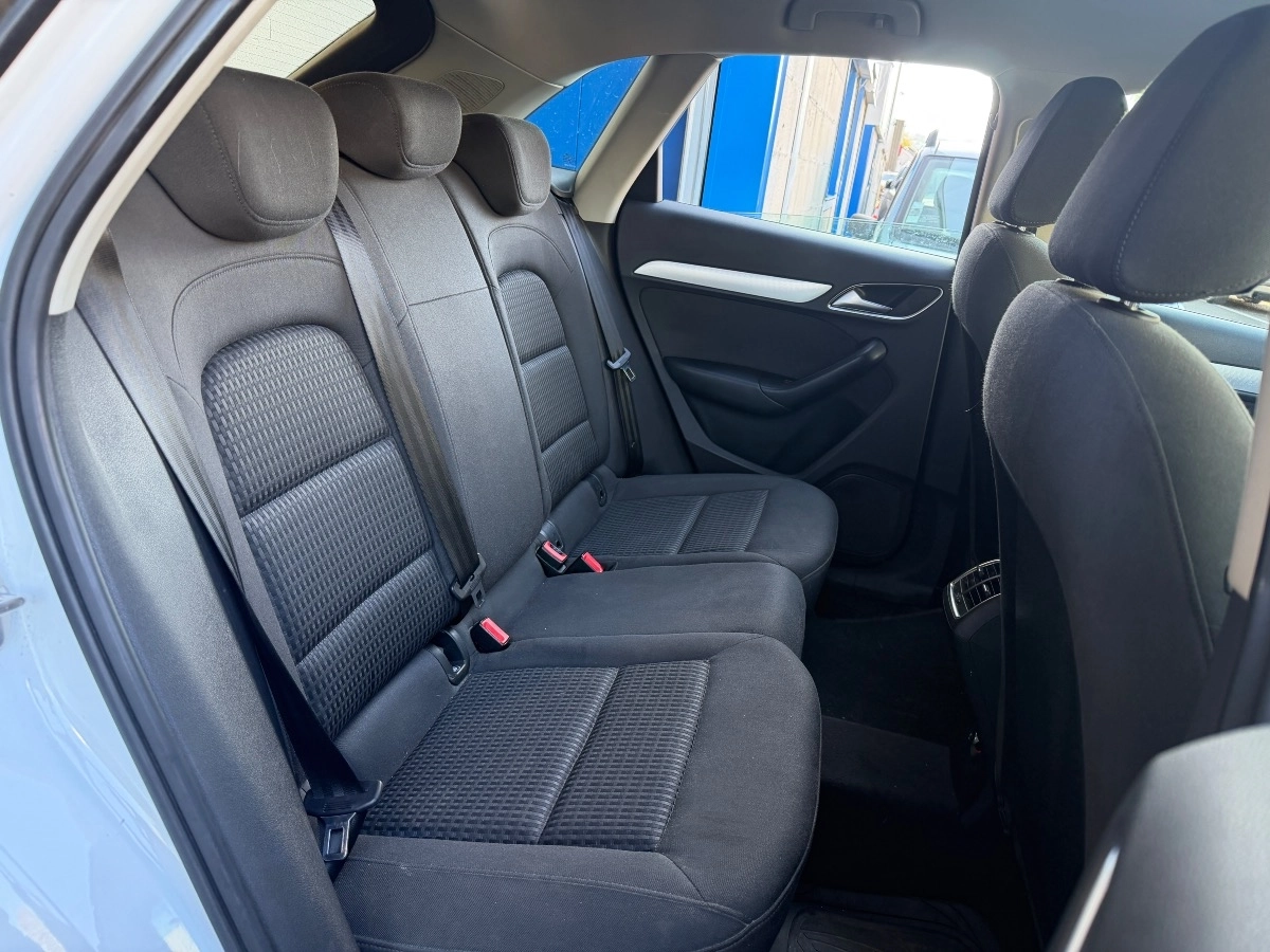 Audi Q3 - photo 14