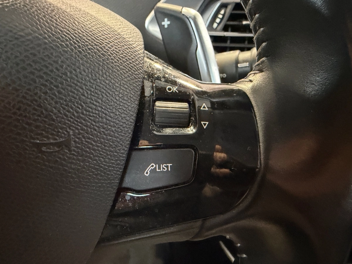 Peugeot 308 - photo 26
