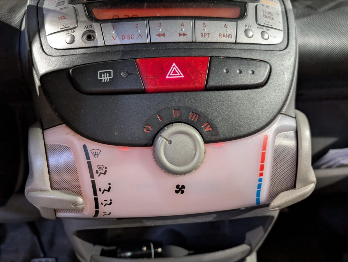 Citroen C1 - photo 18