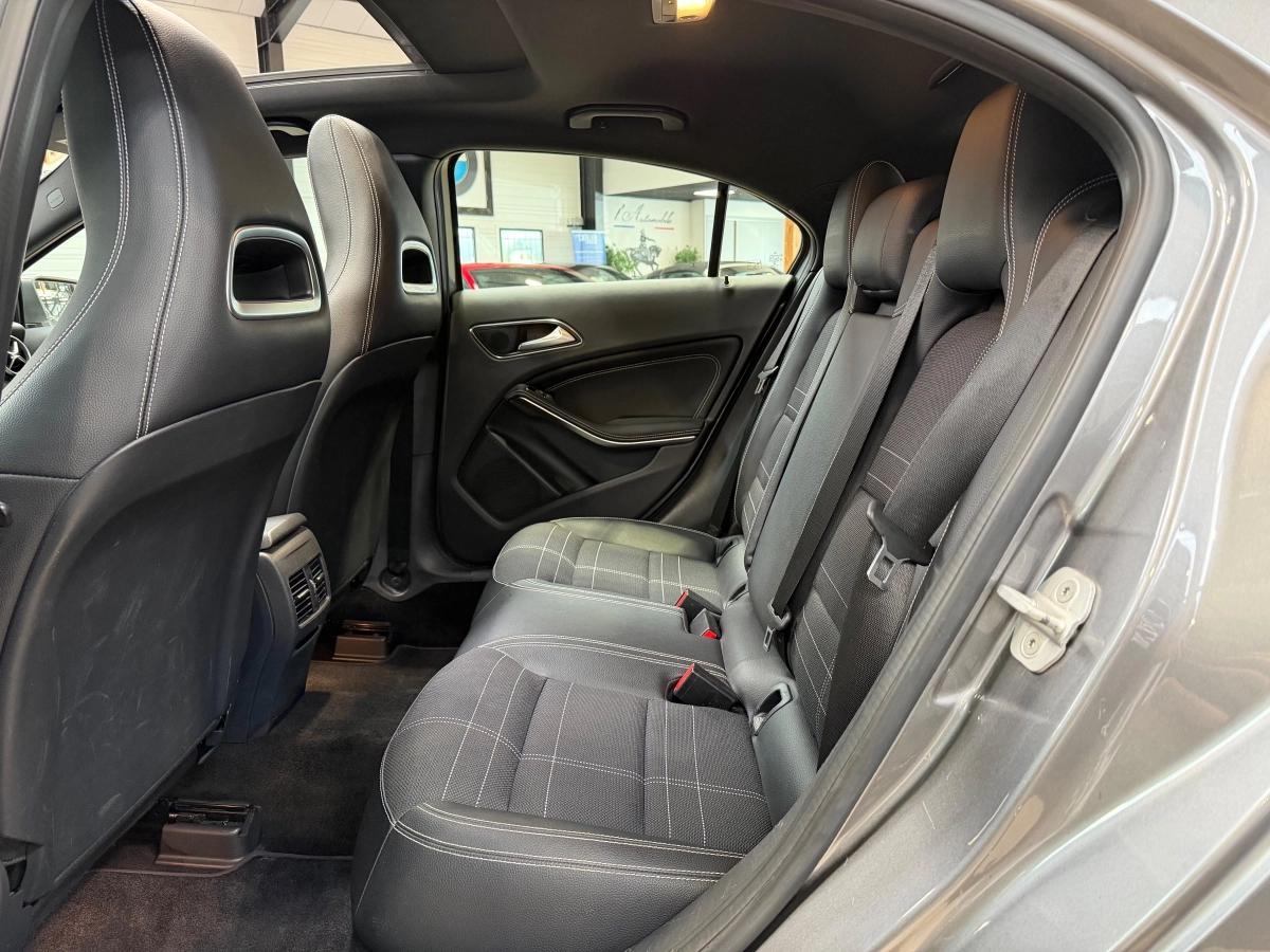 Mercedes Classe A 1.6 200 155 BLUEEFFICIENCY SENSATION 7G-DCT BVA