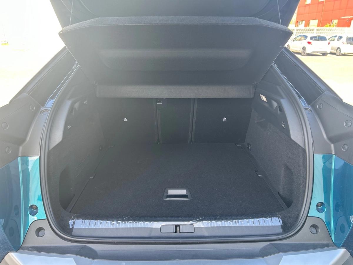 Peugeot 3008 136ch MHEV HYBRID E-DCS6 GT