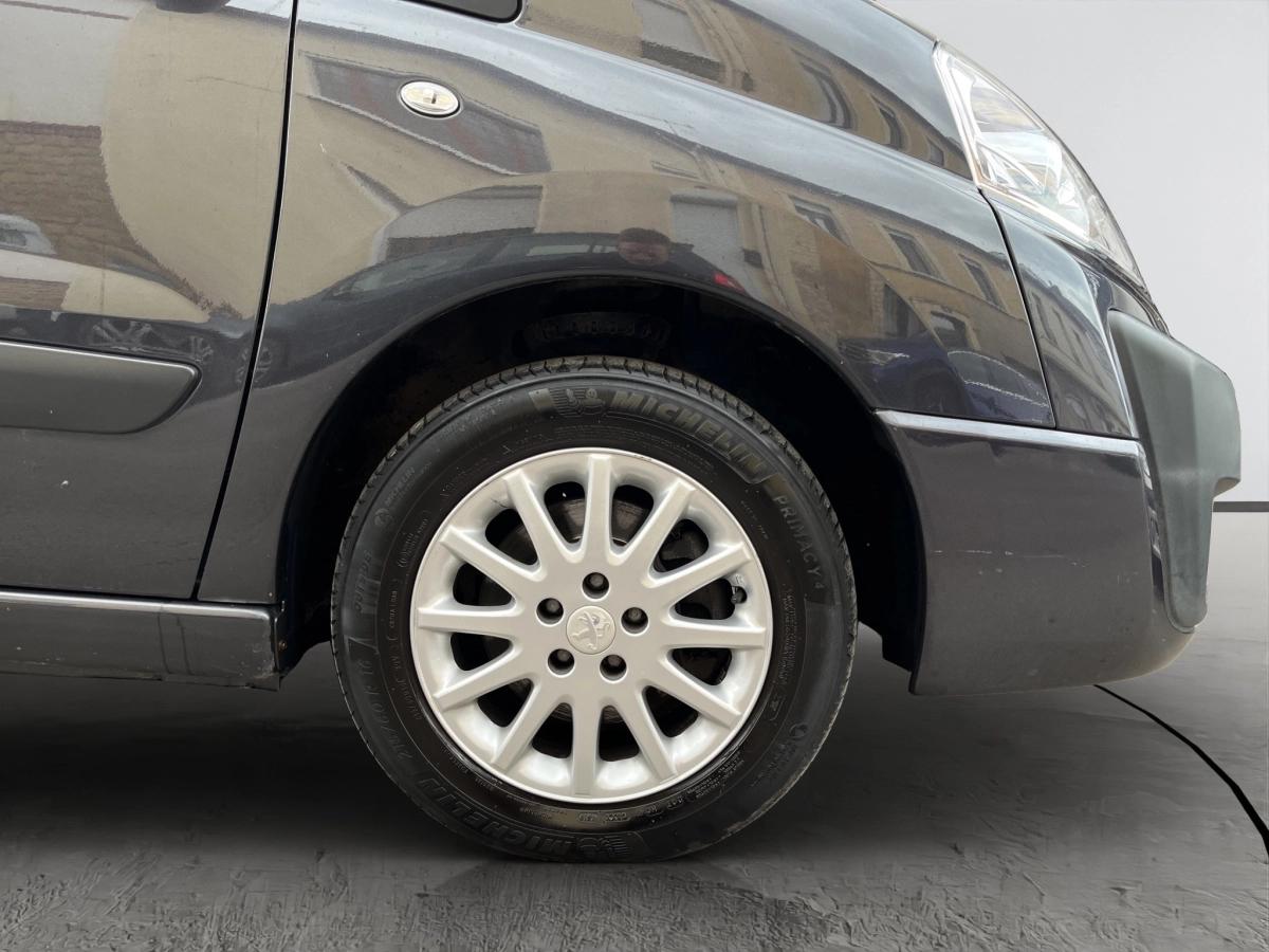 Peugeot Expert Tepee 2.0 HDI 130 L1 ALLURE 8 places