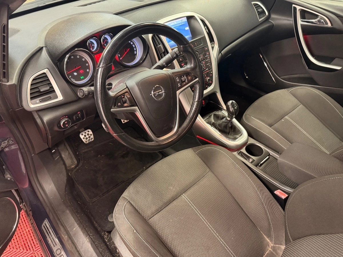 Opel Astra - photo 10