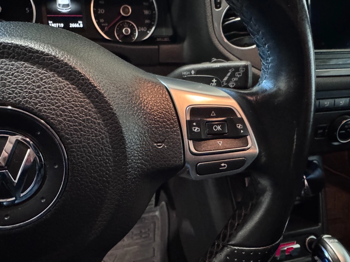 Volkswagen Tiguan - photo 21