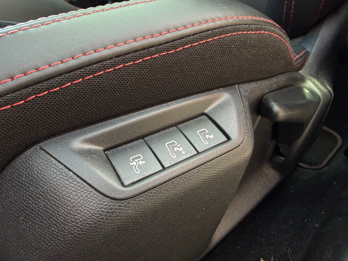 Peugeot 308 - photo 25
