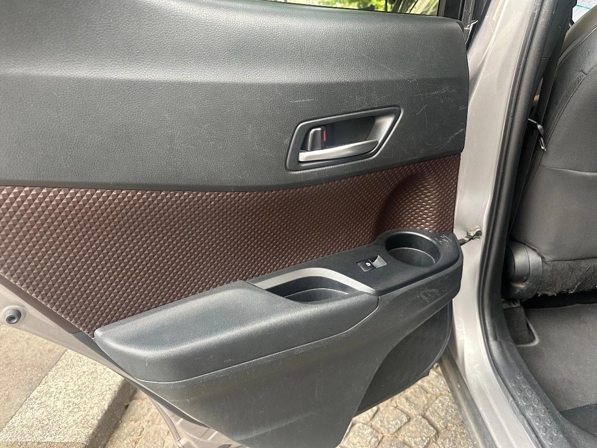 Toyota C-hr 1.8 HSD 122H 100 FULL-HYBRID DISTINCTIVE 4X2 E-CVT BVA
