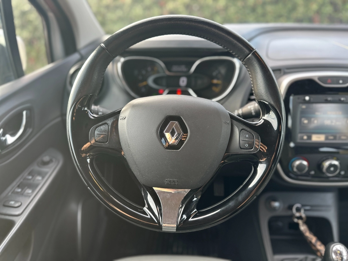 Renault Captur - photo 16