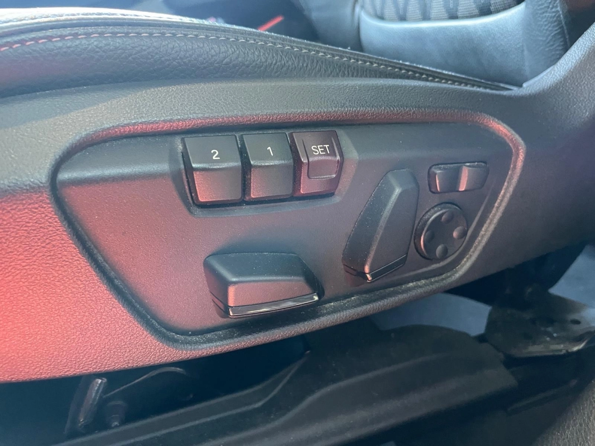 Bmw X1 - photo 17