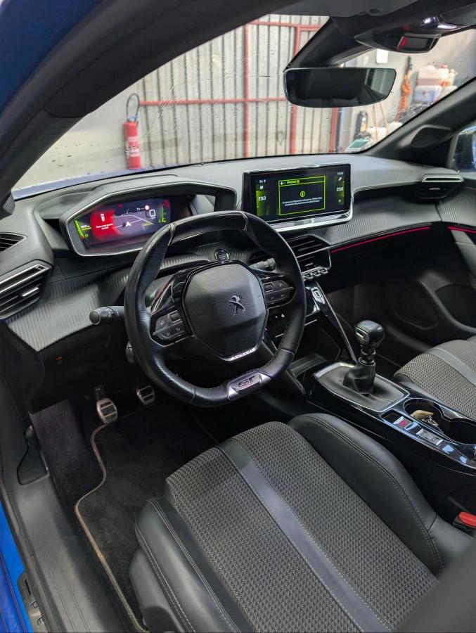 Peugeot 208 GENERATION-II 1.5 BLUEHDI 100 GT LINE START-STOP