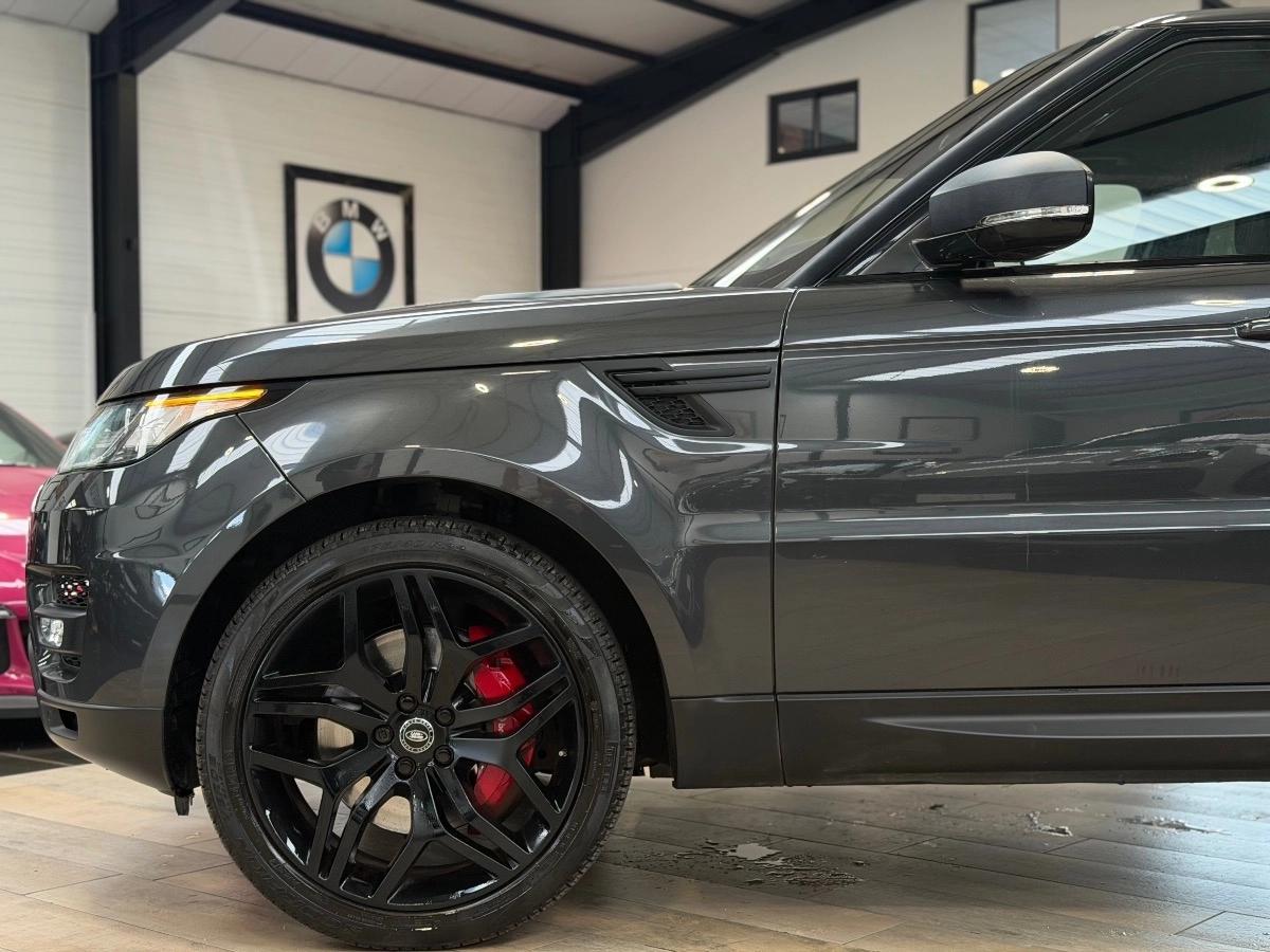 LAND ROVER RANGE ROVER SPORT MARK IV SDV8 4.4 339CV - FINITION HSE DYNAMIC - ENTRETIENS CONSTRUCTEUR