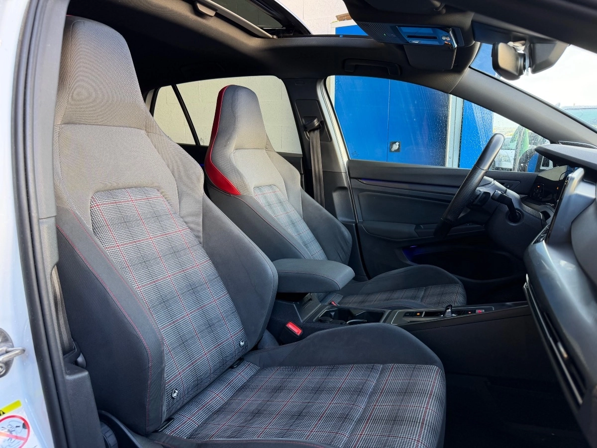 Volkswagen Golf - photo 15