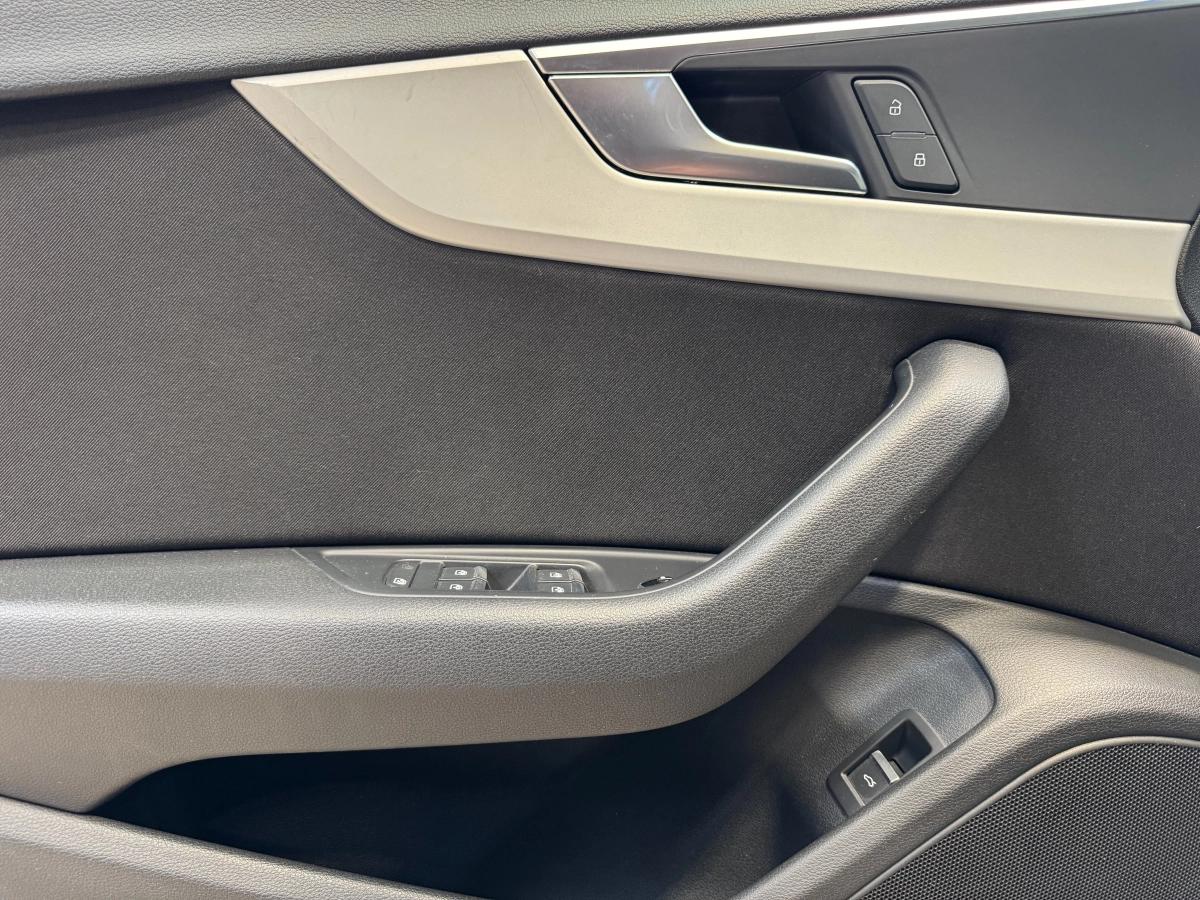 Audi A4 AVANT 2.0 40 TDI 190 BUSINESS LINE S-TRONIC BVA