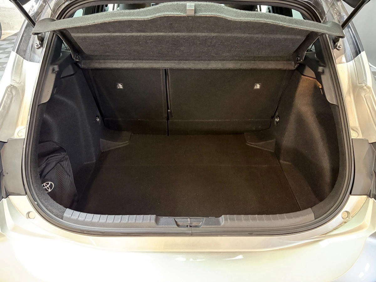 Toyota Corolla - photo 6