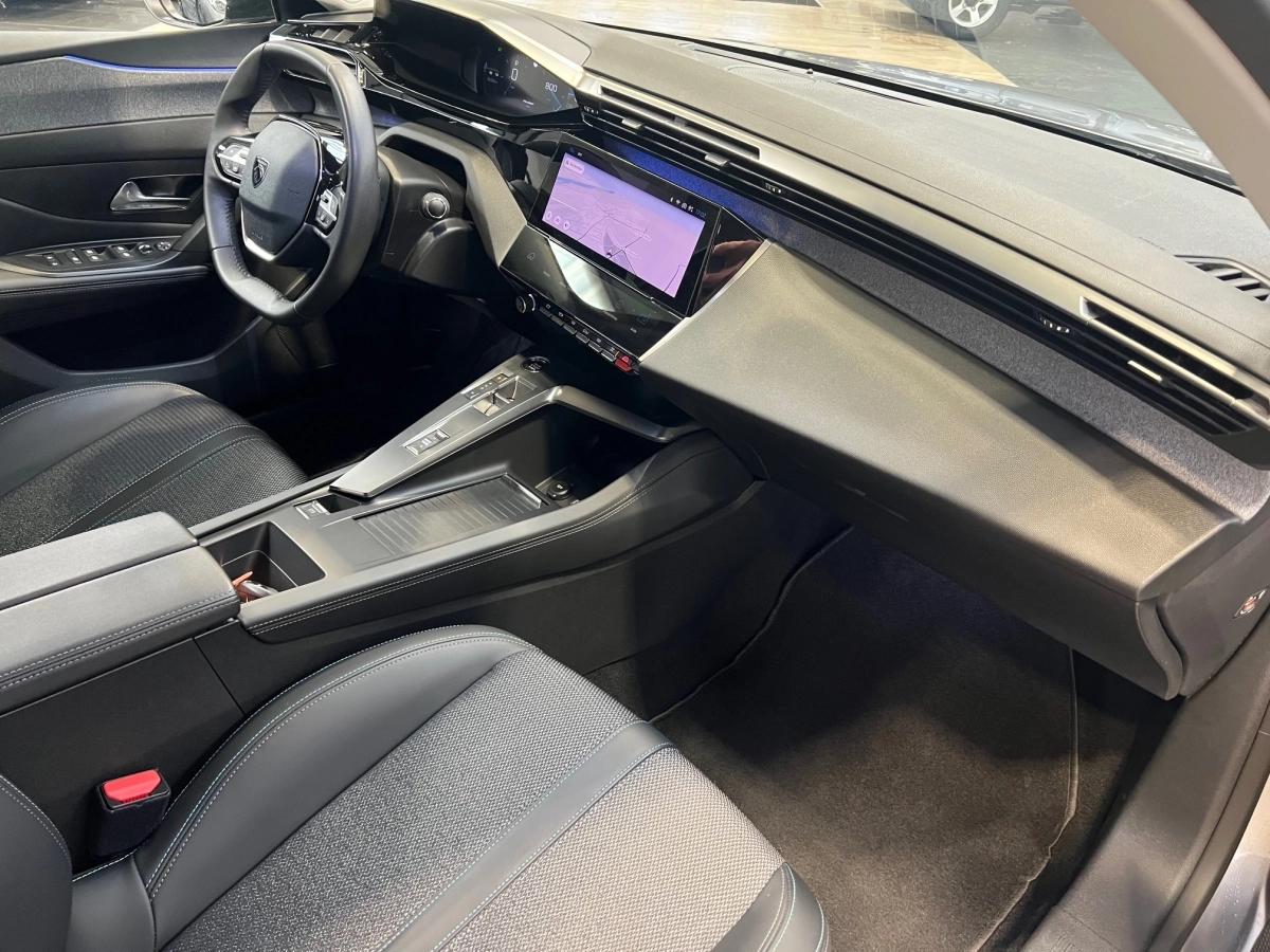 Peugeot 308 GENERATION-III 1.5 BLUEHDI 130 ALLURE EAT BVA START-STOP