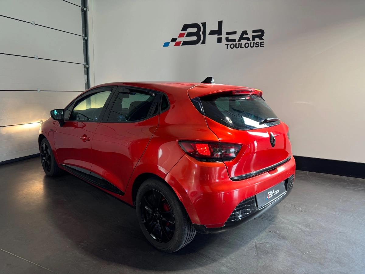 Aperçu indisponible de RENAULT Clio