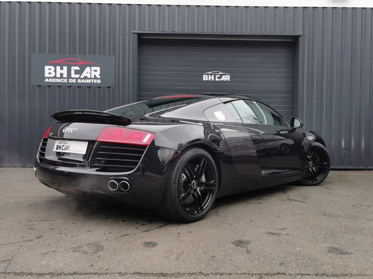 Audi R8 - photo 6